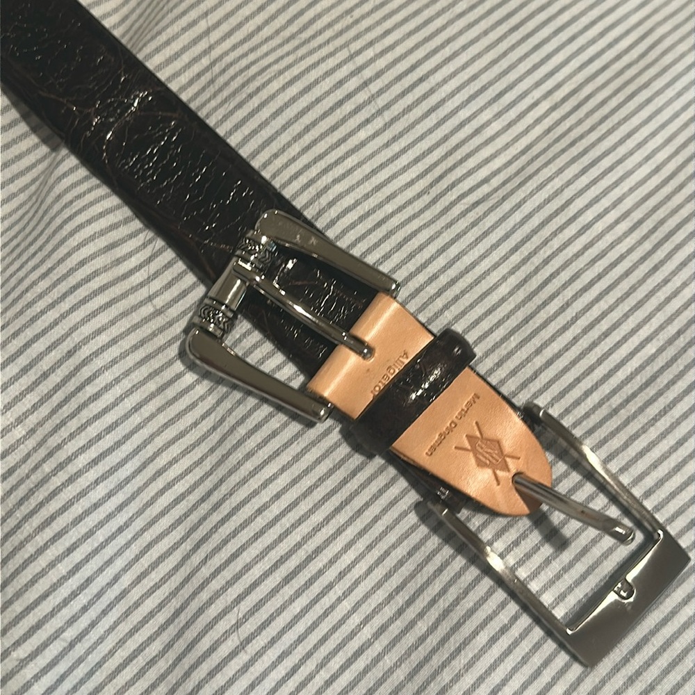 Martin Dingman Alligator Belt. Dark brown size 36